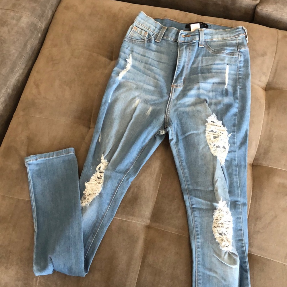 Light wash high waist skinny jean